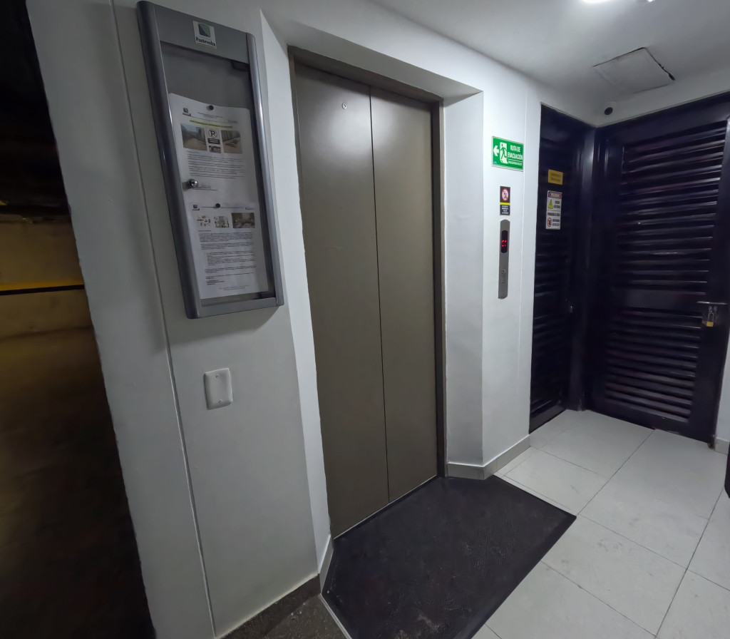 Apartamento En Venta - Santa Rosa, Bogotá