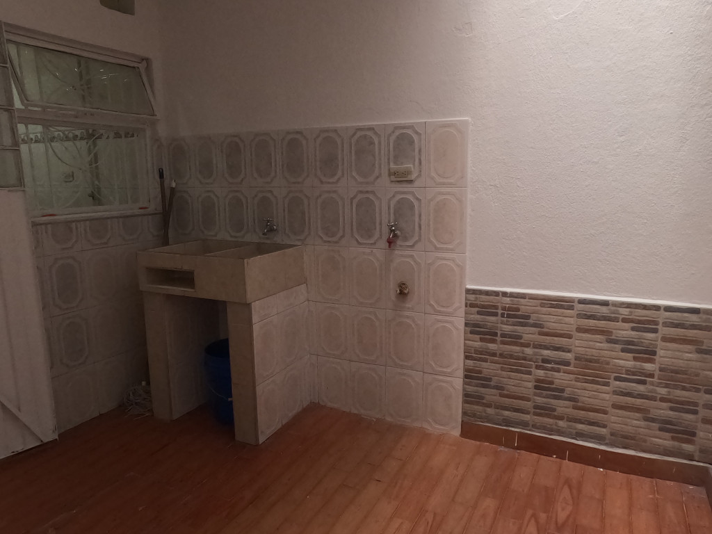 Apartamento En Arriendo - Ciudad Kennedy Central, Bogotá
