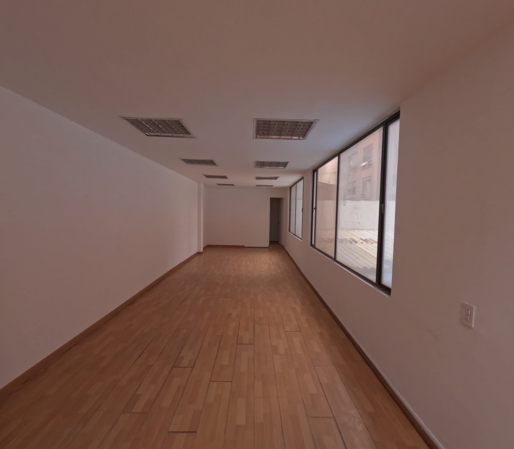 Oficina En Arriendo - El Lago, Bogotá