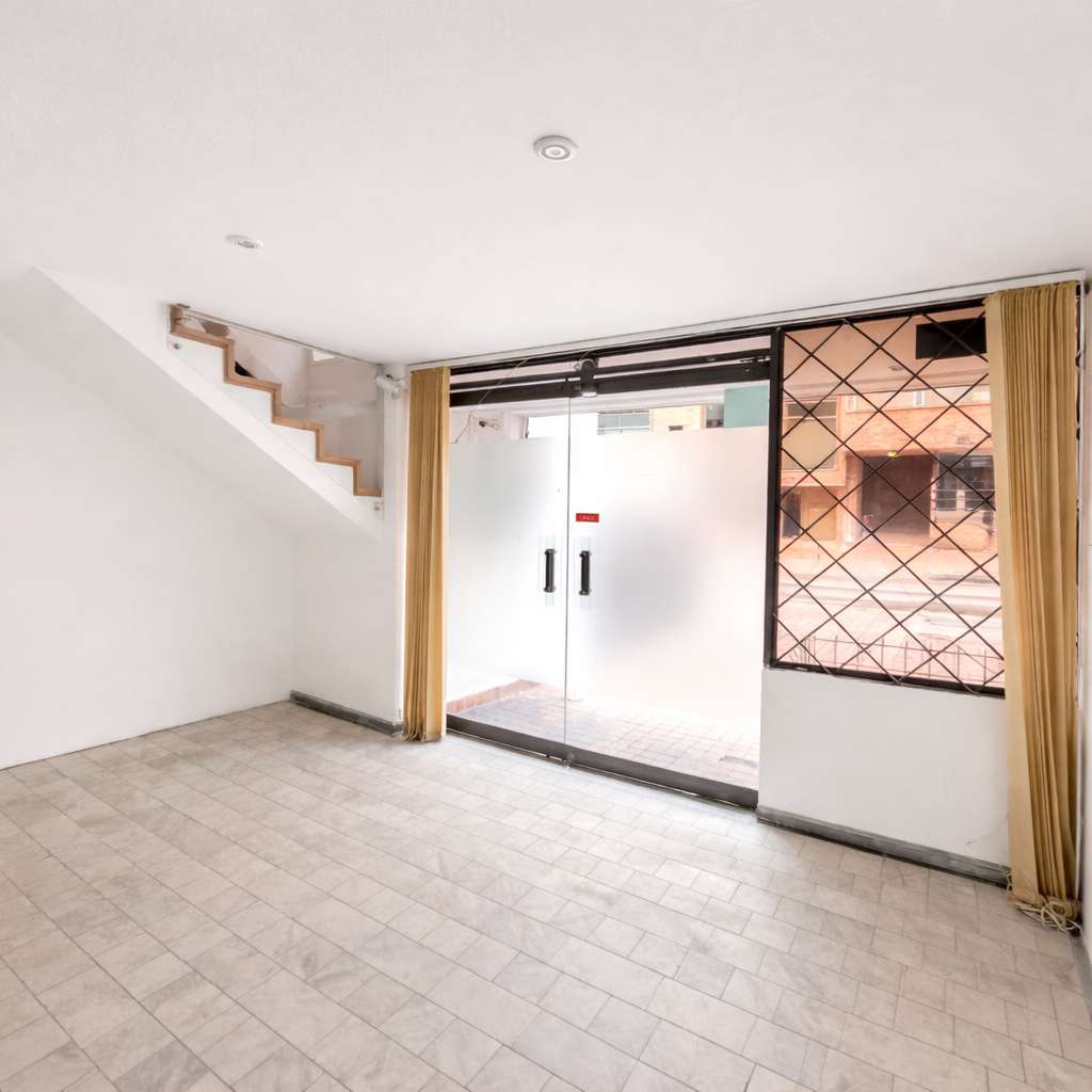 Oficina En Arriendo - El Lago, Bogotá