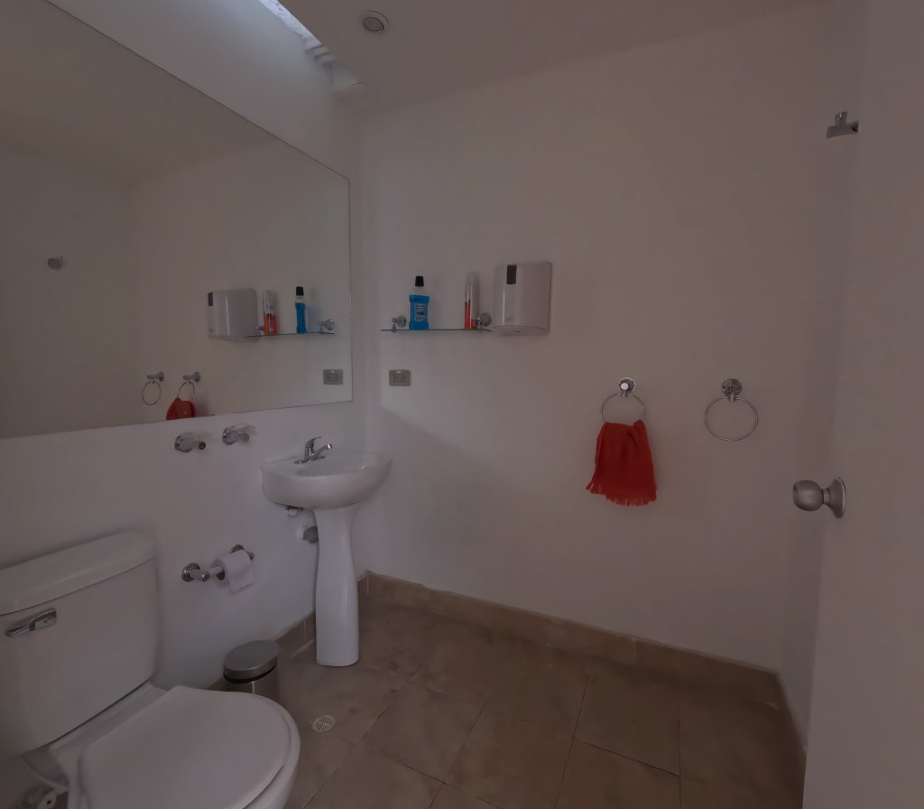 Oficina En Arriendo - El Lago, Bogotá