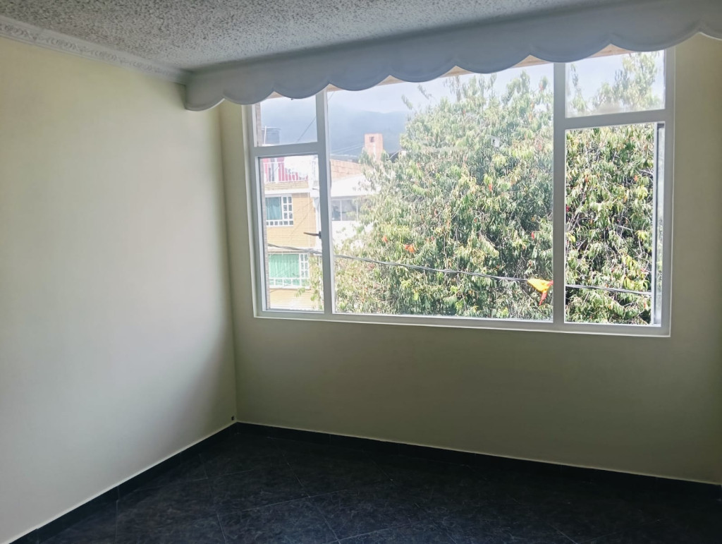 Apartamento En Arriendo - Ciudad Berna, Bogotá
