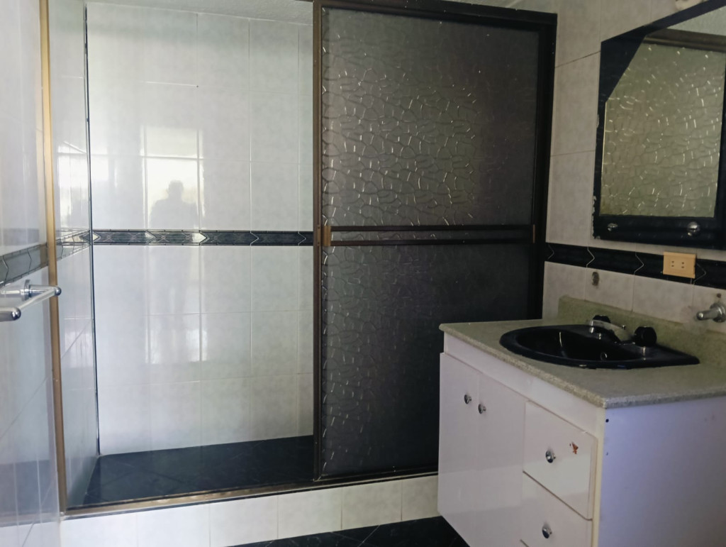 Apartamento En Arriendo - Ciudad Berna, Bogotá