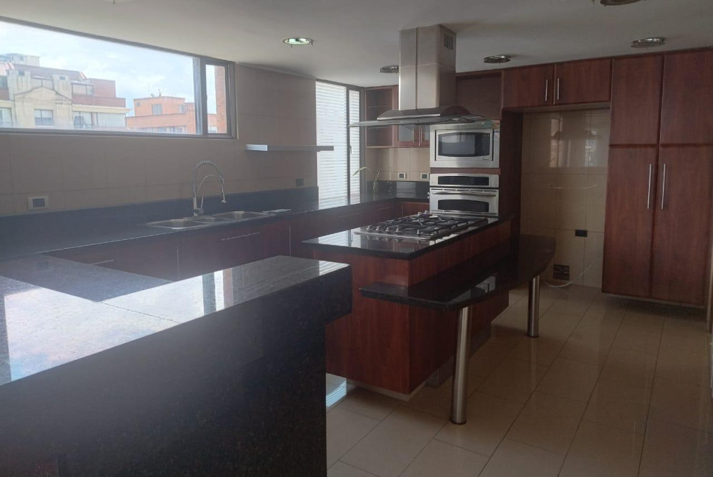 Apartamento En Arriendo - Santa Barbara Central-Usaquén, Bogotá