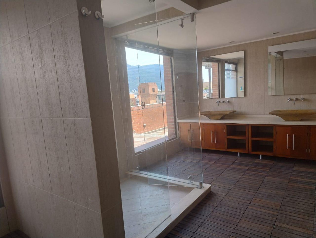 Apartamento En Arriendo - Santa Barbara Central-Usaquén, Bogotá
