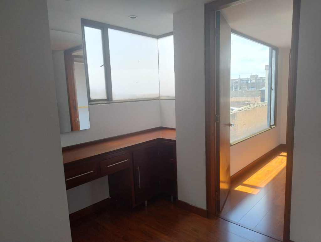 Apartamento En Arriendo - Santa Barbara Central-Usaquén, Bogotá