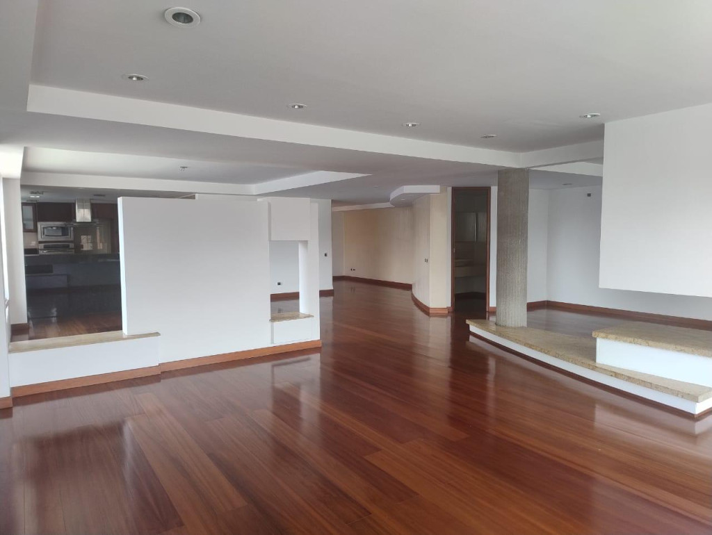 Apartamento En Arriendo - Santa Barbara Central-Usaquén, Bogotá