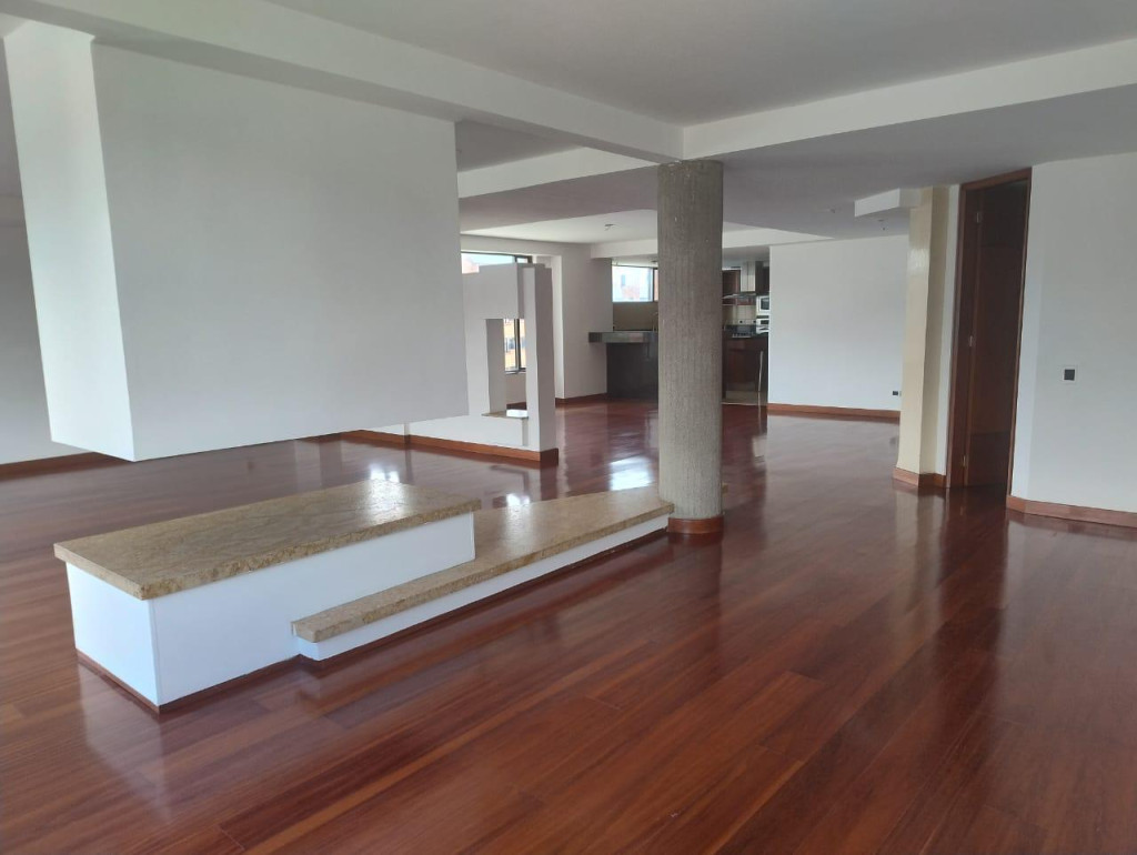Apartamento En Arriendo - Santa Barbara Central-Usaquén, Bogotá