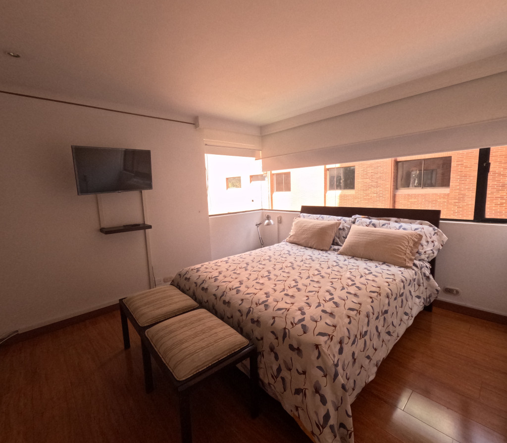 Apartamento En Arriendo - La Cabrera, Bogotá