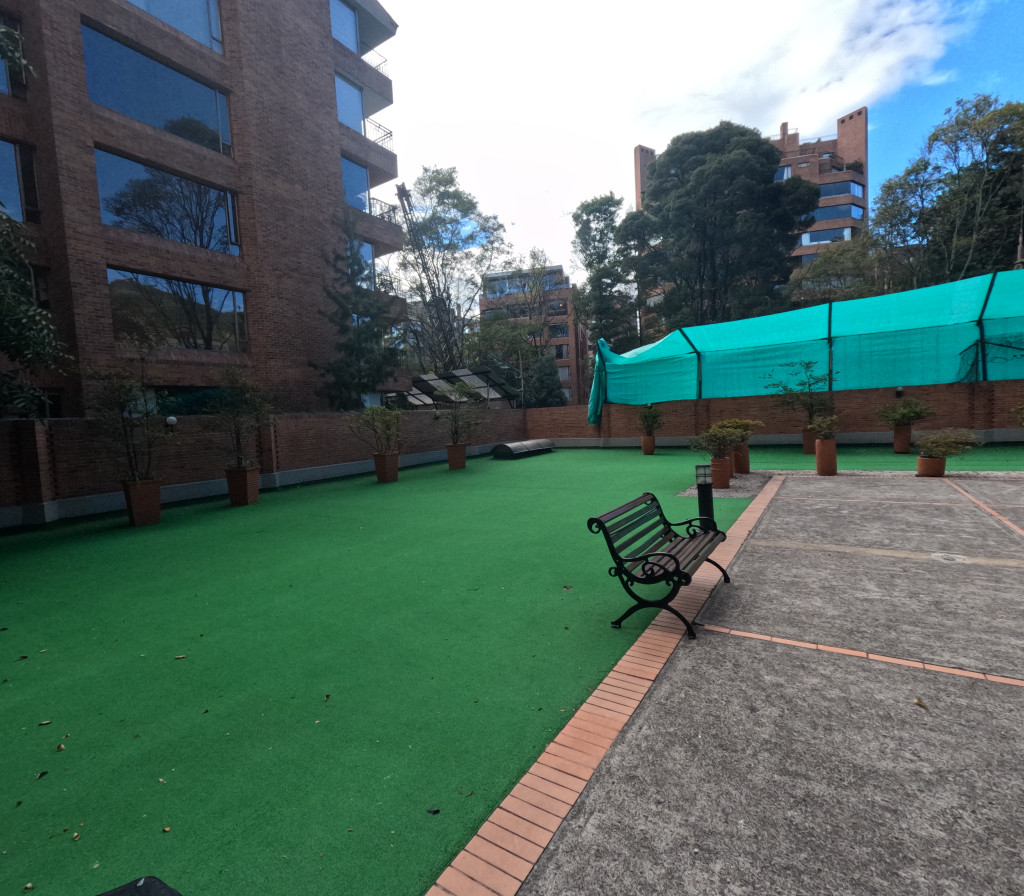 Apartamento En Arriendo - La Cabrera, Bogotá