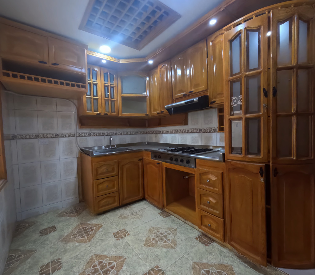 Apartamento En Arriendo - Ciudad Berna, Bogotá
