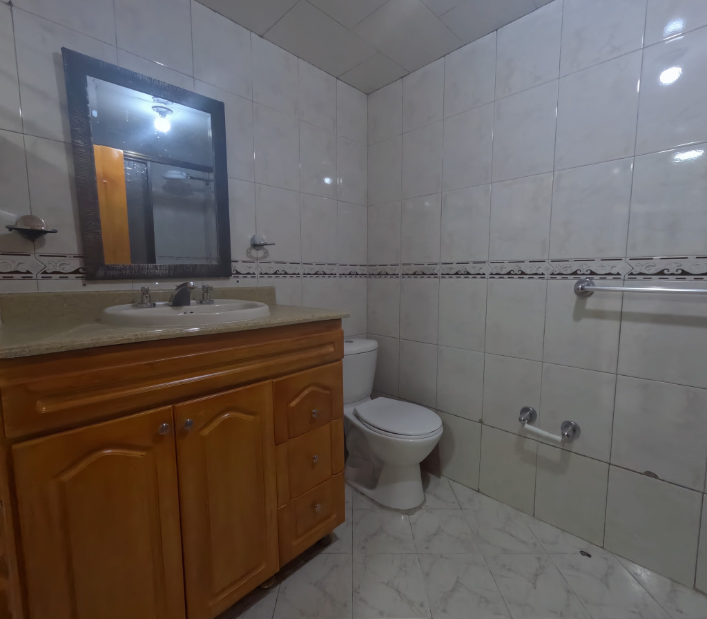 Apartamento En Arriendo - Ciudad Berna, Bogotá
