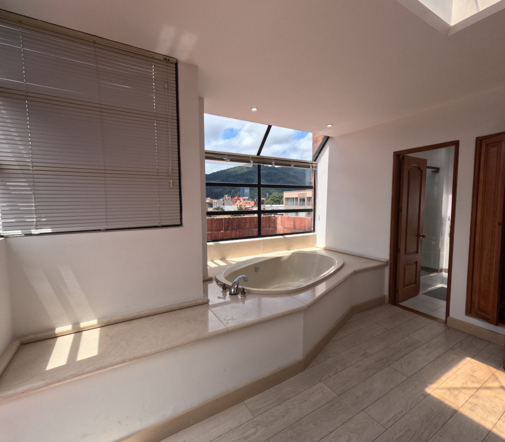 Apartamento En Arriendo - San Patricio-Usaquén, Bogotá