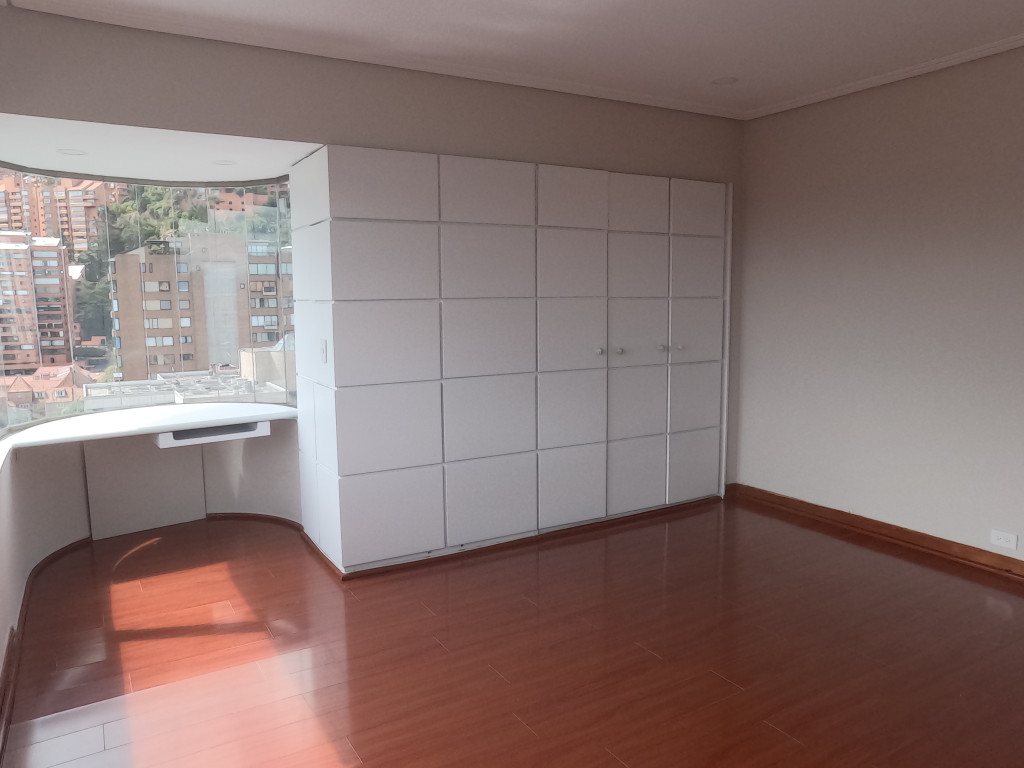 Apartamento En Arriendo - La Cabrera, Bogotá