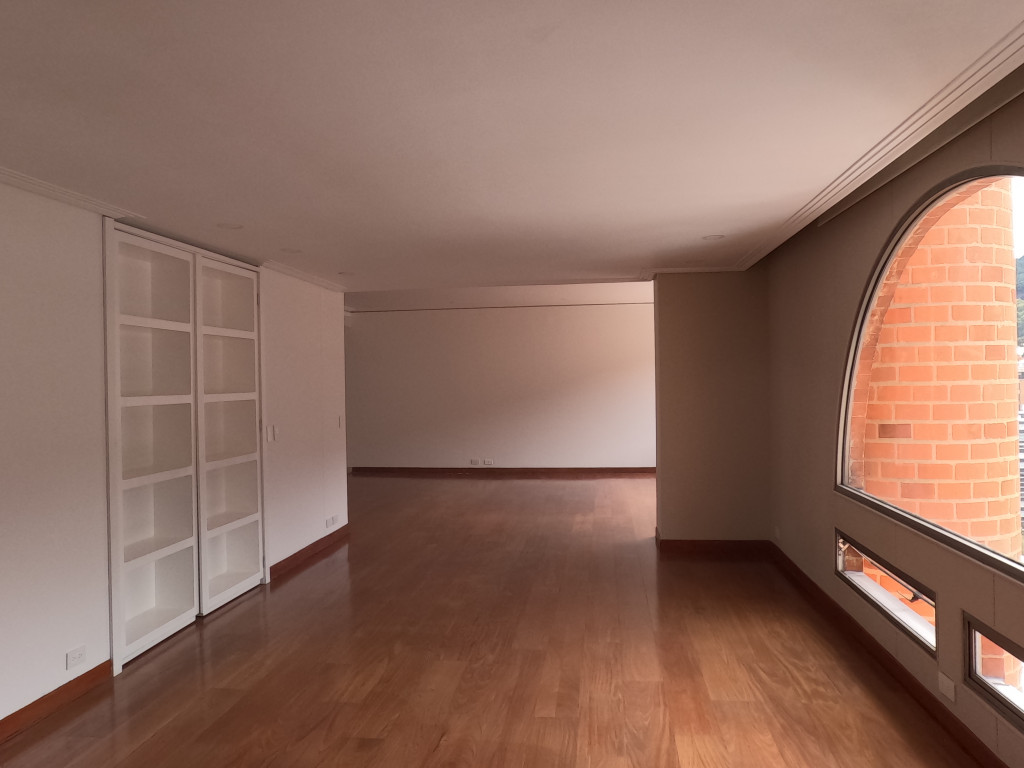 Apartamento En Arriendo - La Cabrera, Bogotá