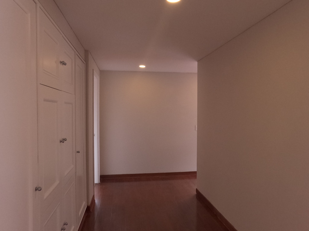 Apartamento En Arriendo - La Cabrera, Bogotá