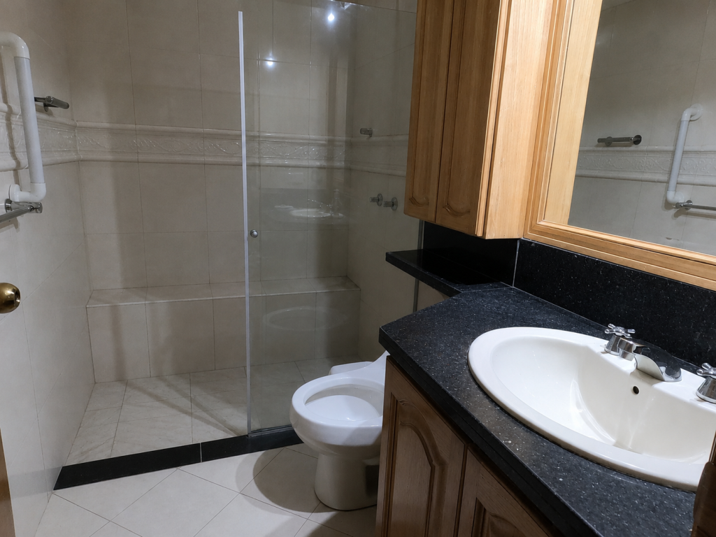 Casa En Arriendo - Niza, Bogotá