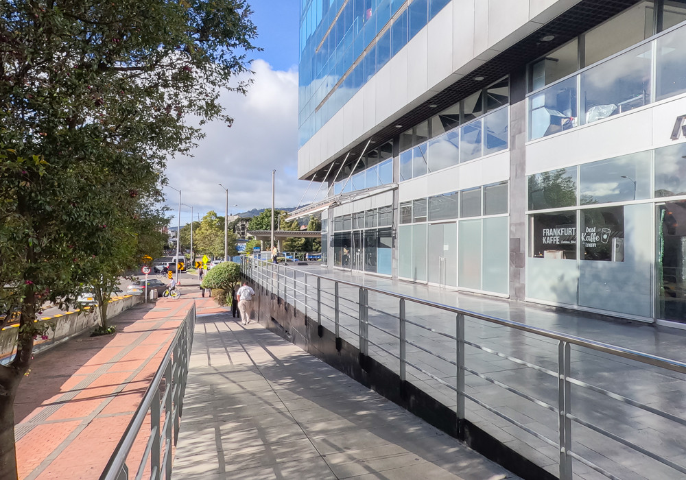 Oficina En Venta - Molinos Del Norte-Usaquén, Bogotá
