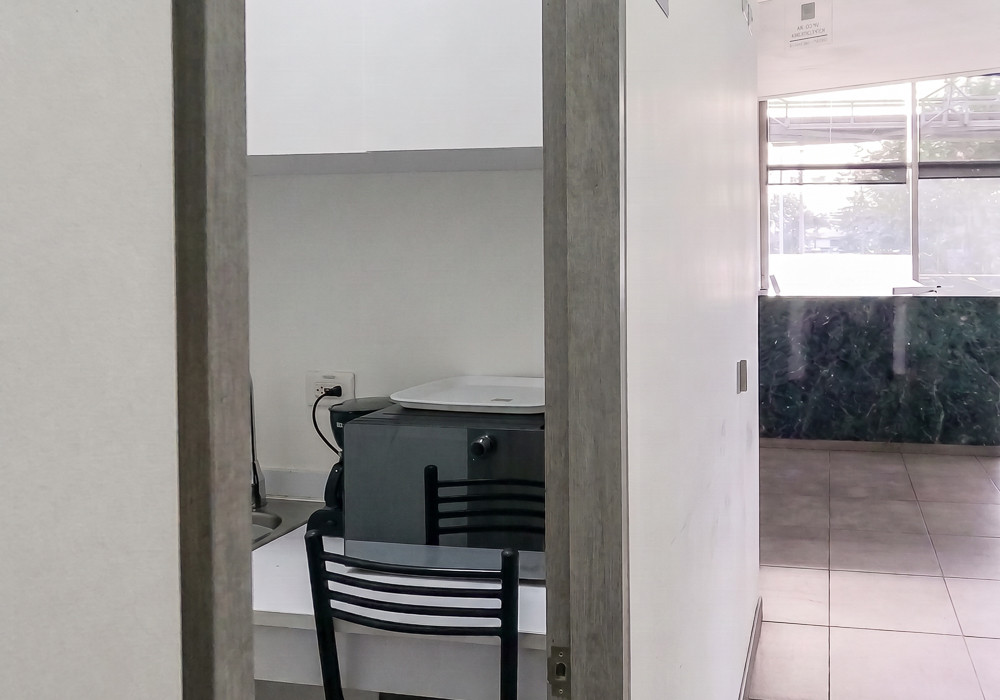 Oficina En Venta - Molinos Del Norte-Usaquén, Bogotá