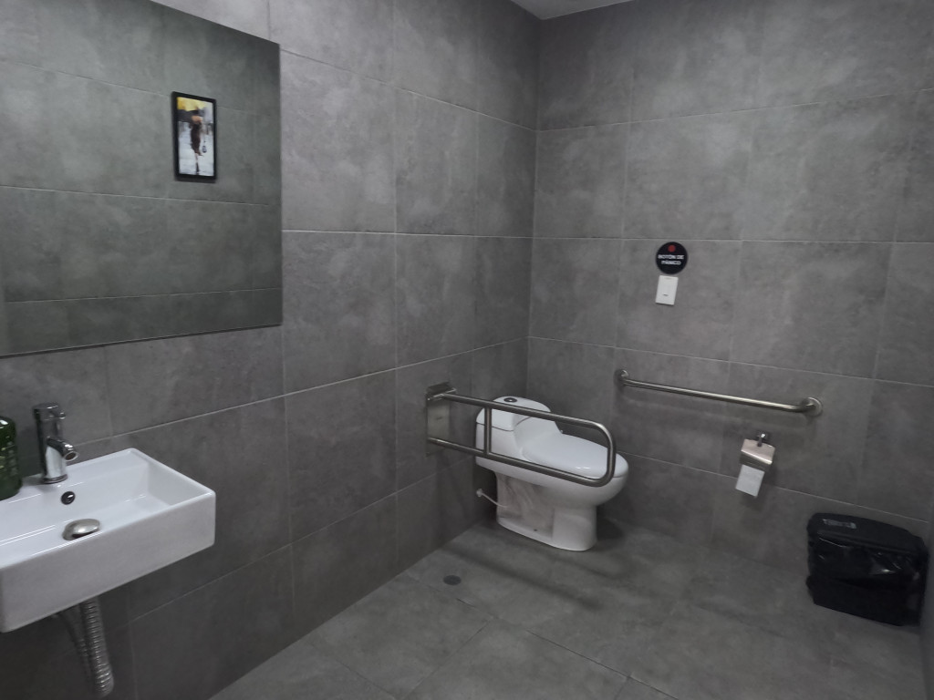 Oficina En Venta - Molinos Del Norte-Usaquén, Bogotá