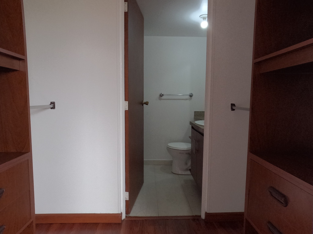 Apartamento En Arriendo - Parque Los Lagartos, Bogotá