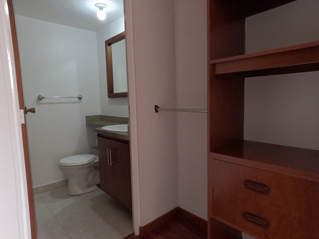 Apartamento En Arriendo - Parque Los Lagartos, Bogotá