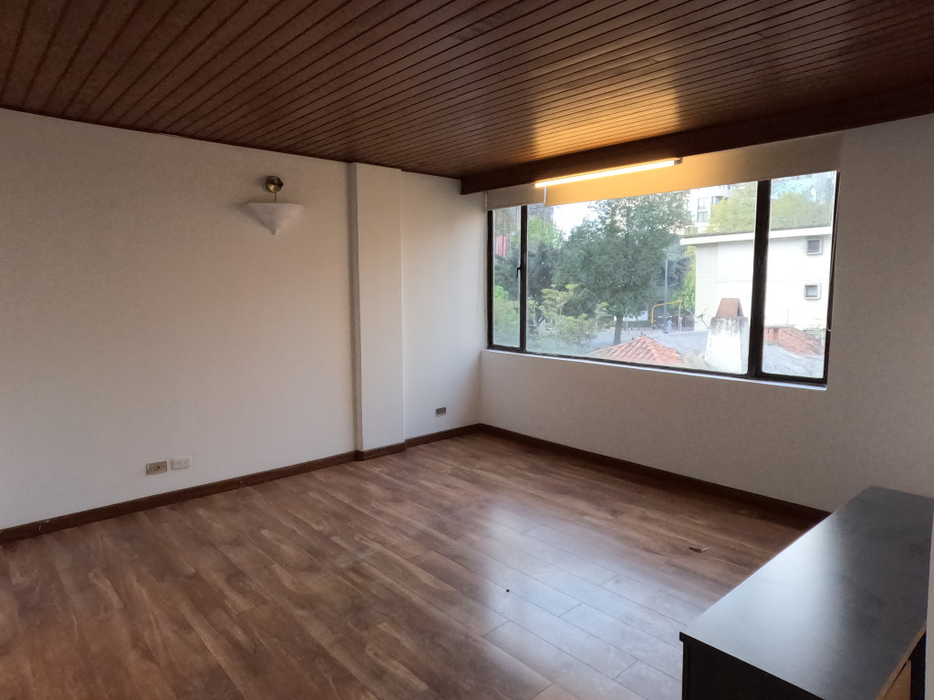 Apartamento En Arriendo - Altos Del Virrey, Bogotá