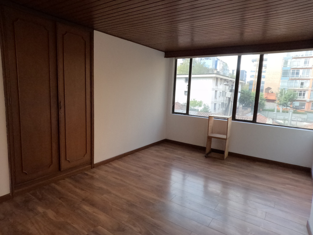 Apartamento En Arriendo - Altos Del Virrey, Bogotá
