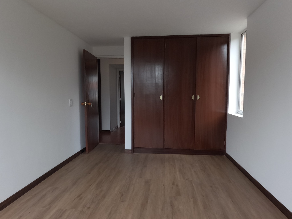 Apartamento En Arriendo - Niza, Bogotá