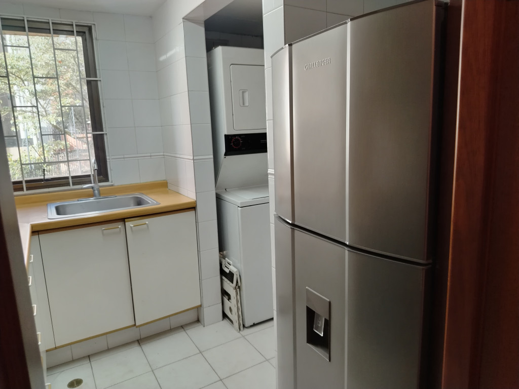 Apartamento En Arriendo - Los Rosales, Bogotá