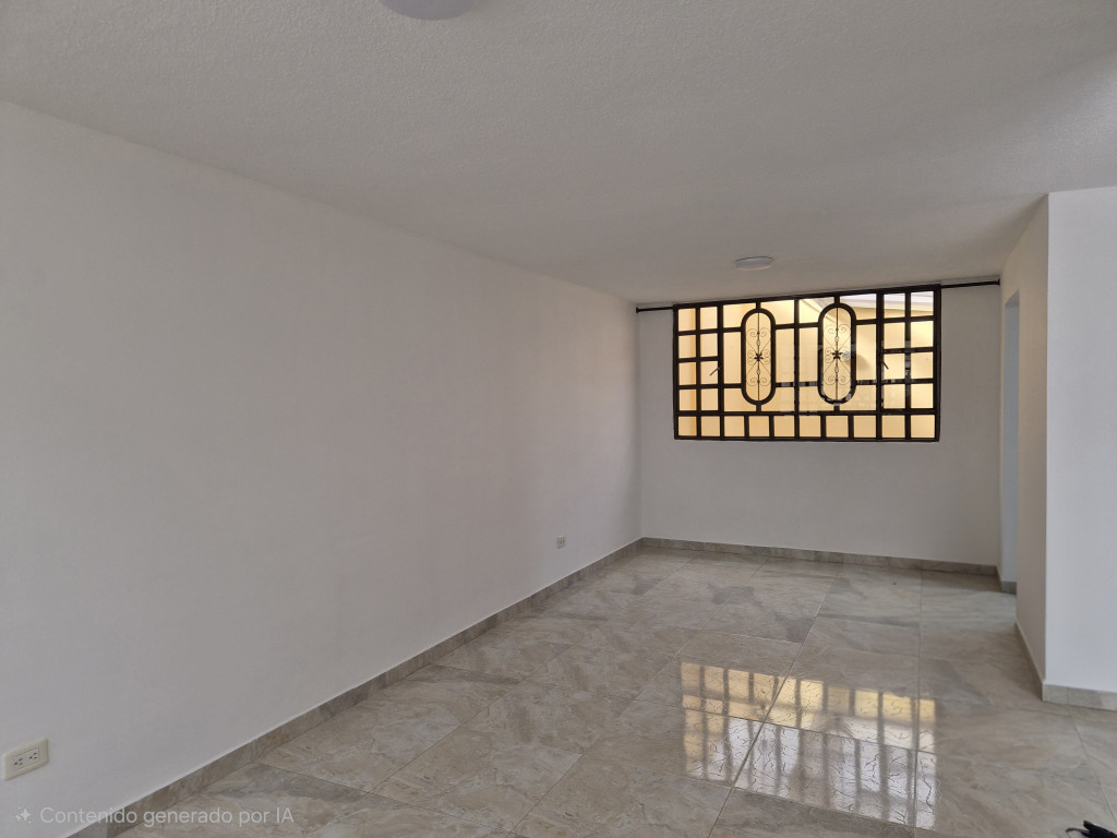 Casa En Arriendo - Álamos , Bogotá