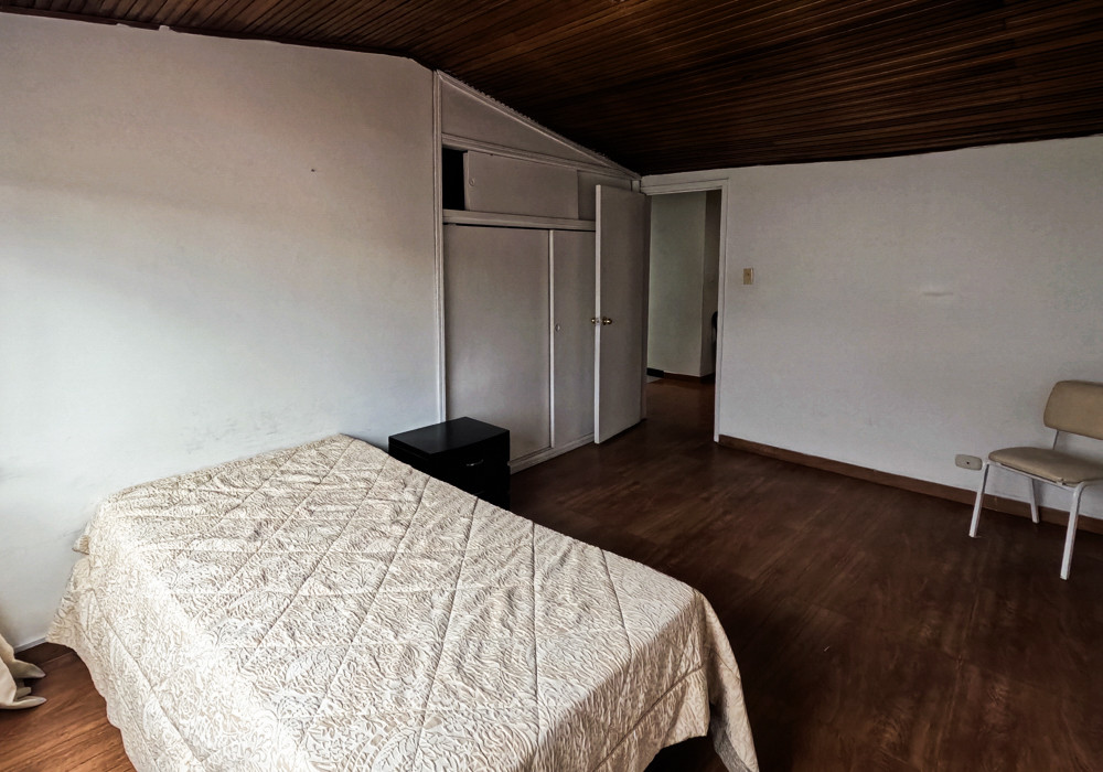 Casa En Venta - Pontevedra, Bogotá