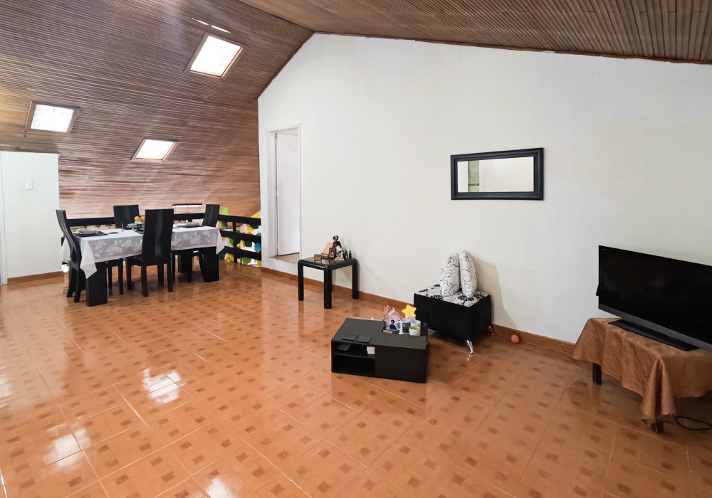 Casa En Venta - Pontevedra, Bogotá
