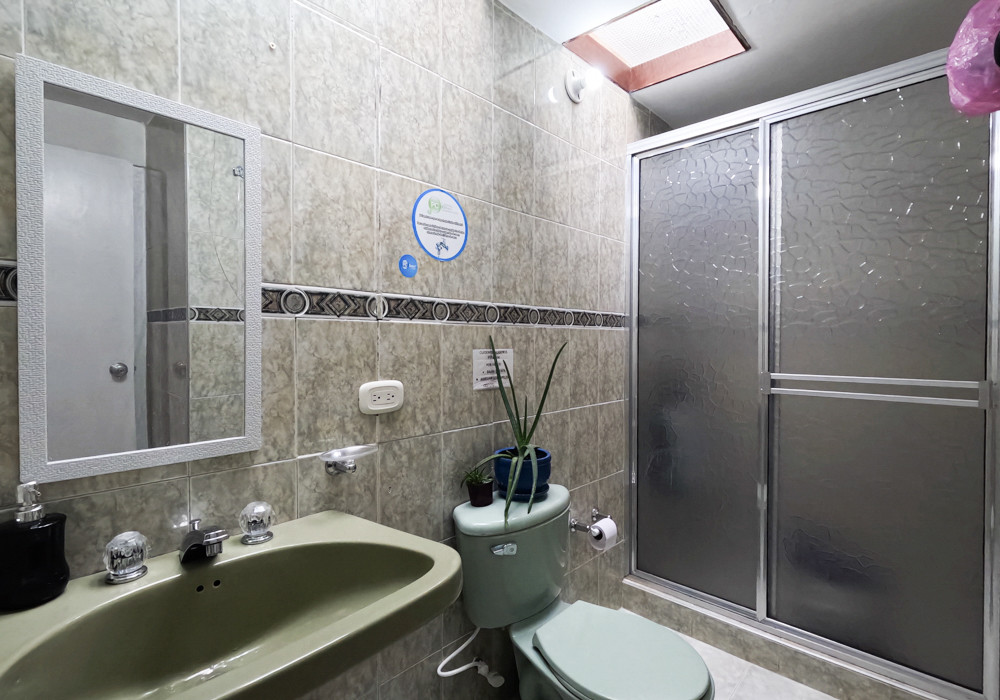 Casa En Venta - Pontevedra, Bogotá