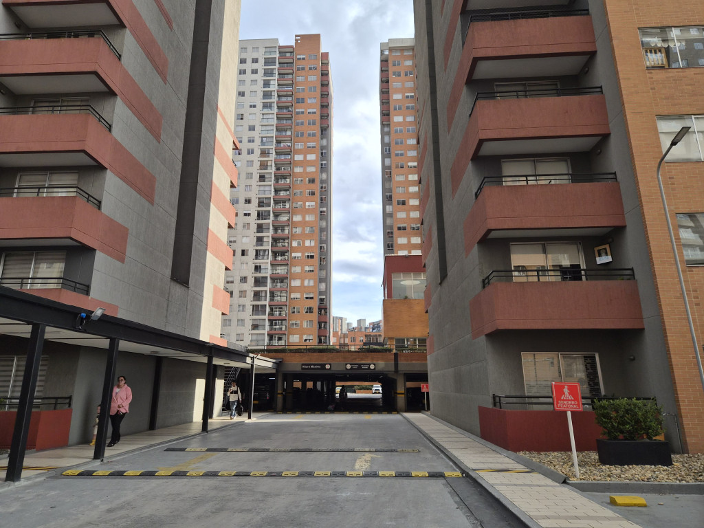 Apartamento En Arriendo - La Igualdad, Bogotá