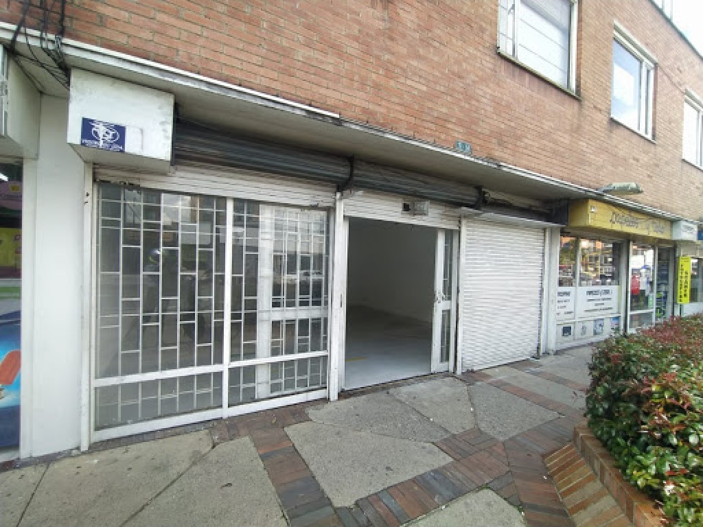 Local En Venta - Santa Barbara Occidental-Usaquén, Bogotá