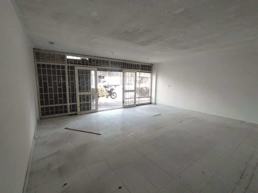 Local En Venta - Santa Barbara Occidental-Usaquén, Bogotá