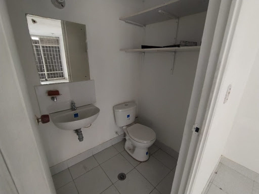 Local En Venta - Santa Barbara Occidental-Usaquén, Bogotá