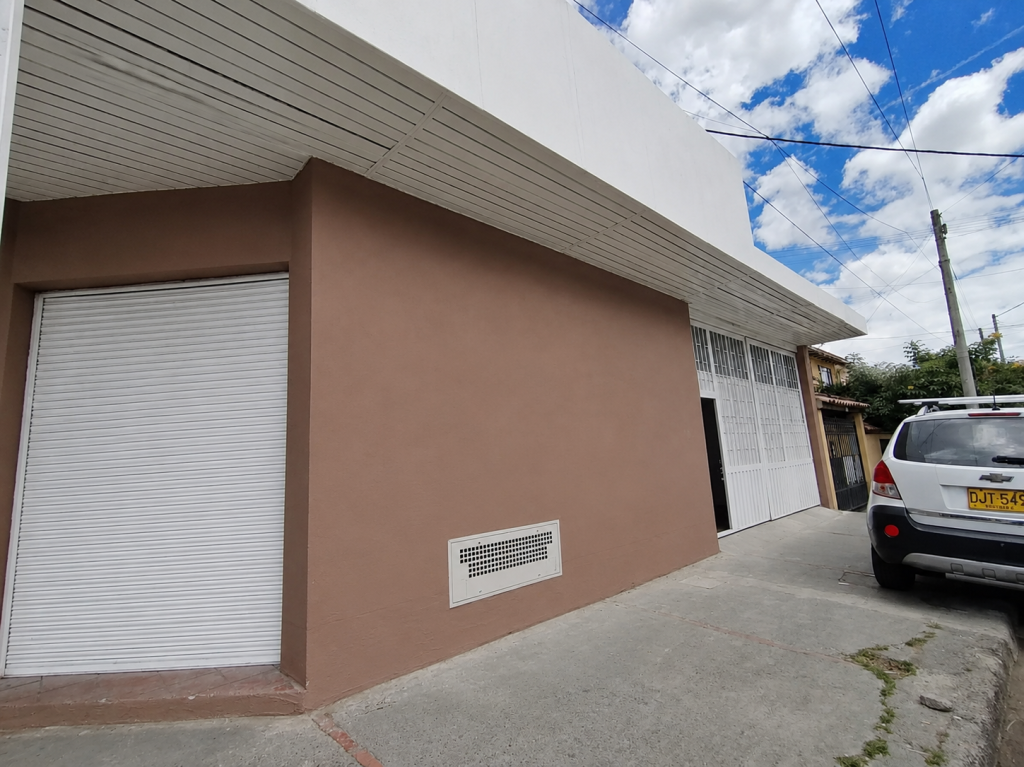 Local En Arriendo - El Toberín - Usaquén, Bogotá