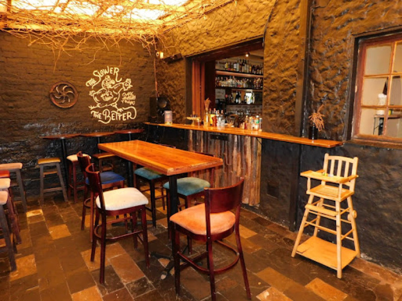 Comercial (Casa Para Comercio) En Arriendo - Quinta Camacho, Bogotá