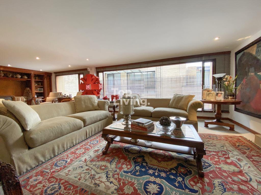 APARTAMENTO en ARRIENDO/VENTA