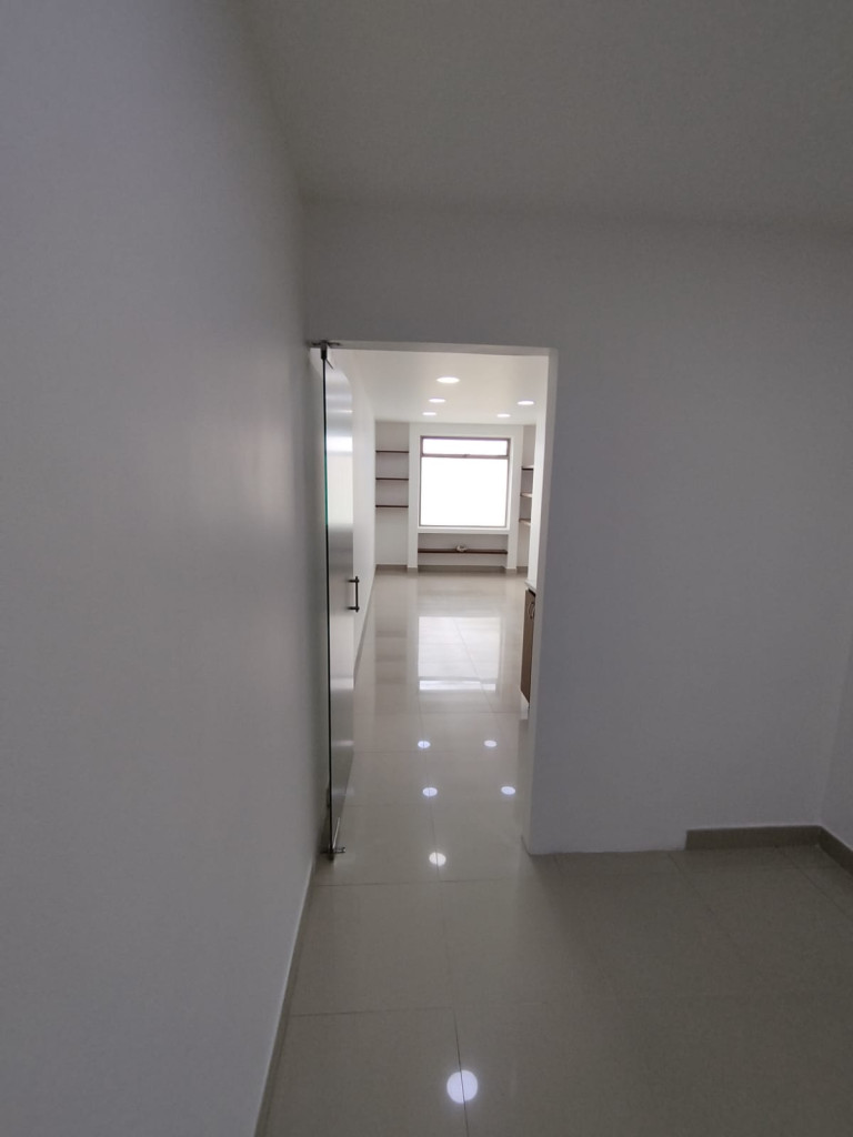 CONSULTORIO en ARRIENDO/VENTA