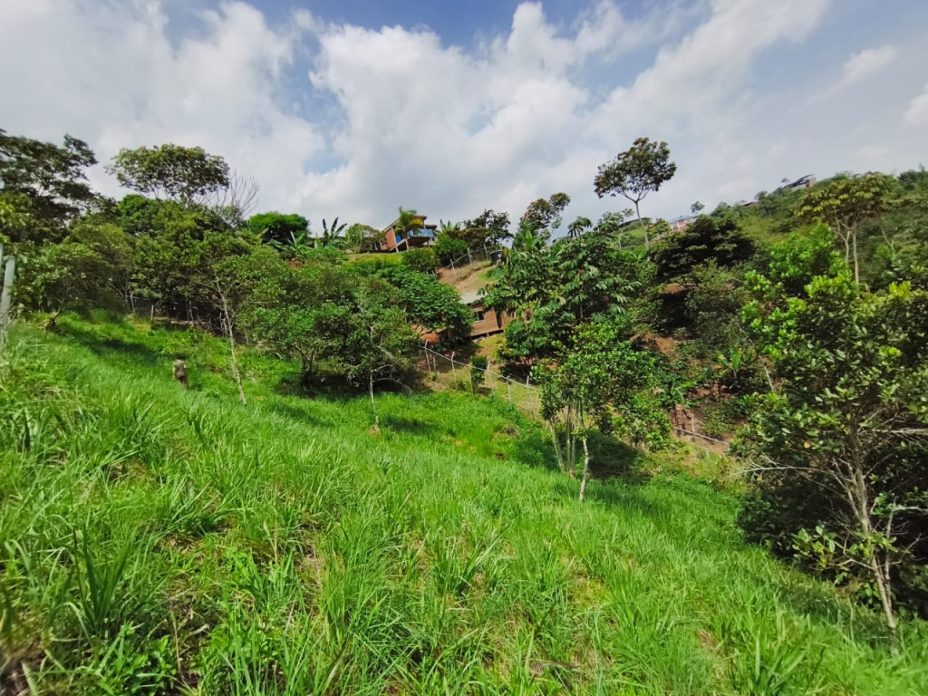 Lote en venta en La Reforma, Cali. Código 22761
