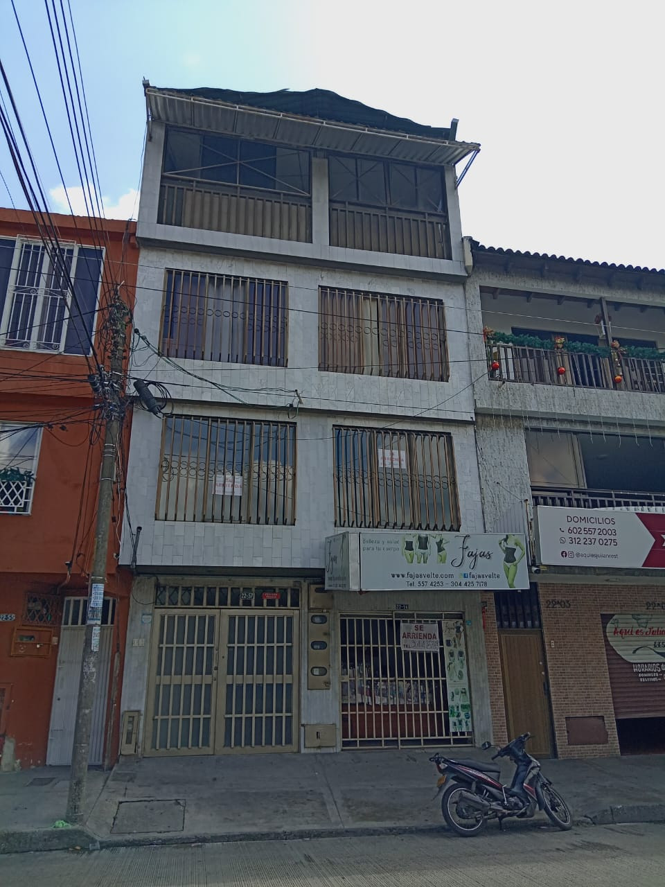 Edificio en venta en Bretaña, Cali. Código 22776. Fotografía 1 de 29