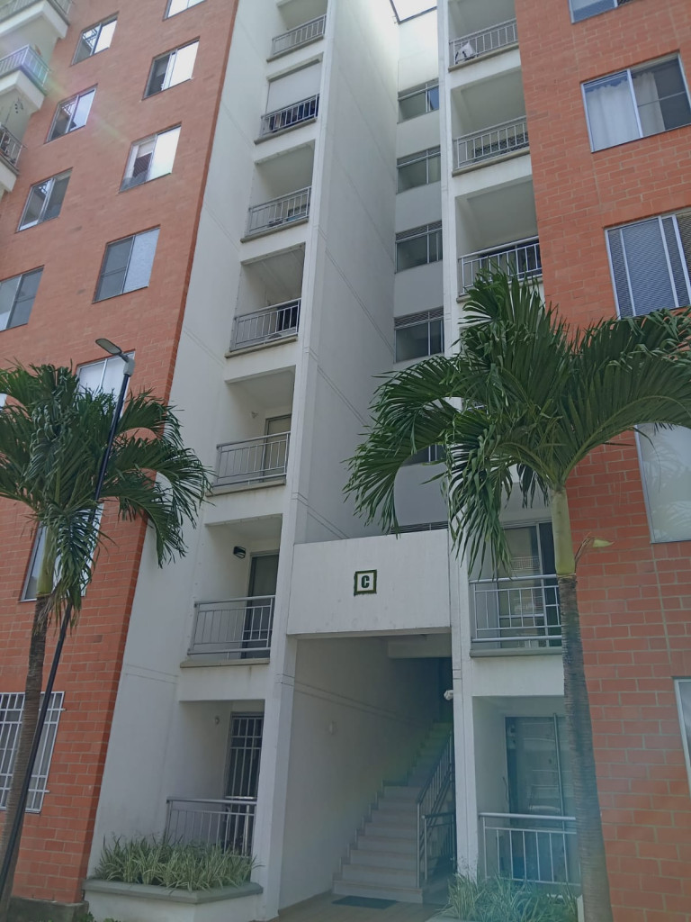 Apartamento en arriendo en Bochalema, Cali. Código 22804