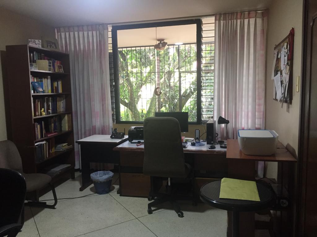 Apartamento En Venta - Normandia, Cali