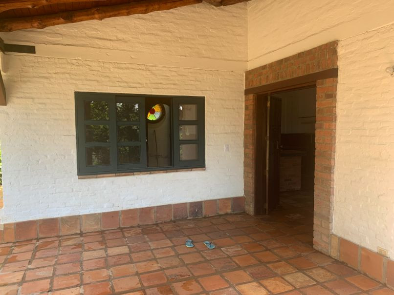 Casa Campestre En Arriendo - La Buitrera, Cali