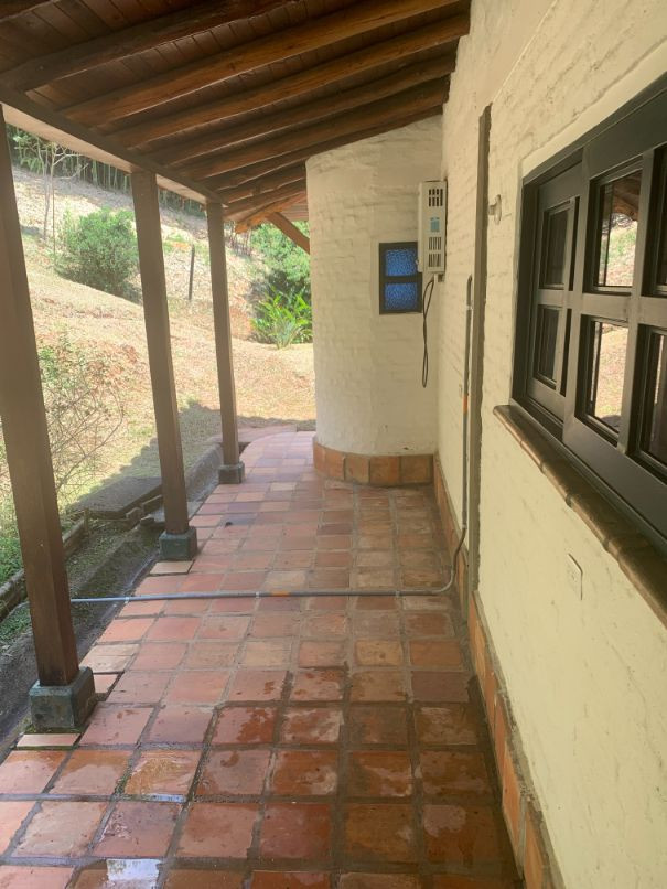 Casa Campestre En Arriendo - La Buitrera, Cali