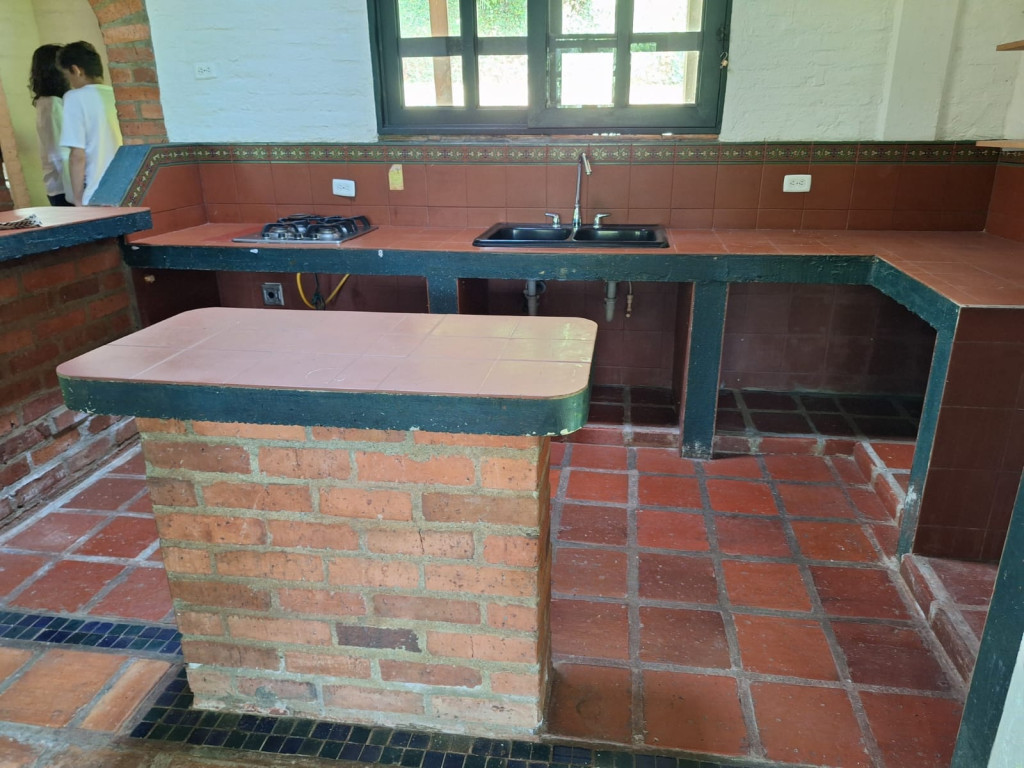 Casa Campestre En Arriendo - La Buitrera, Cali