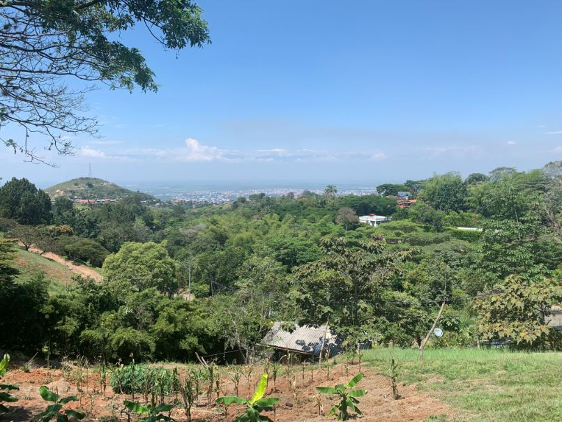 Casa Campestre En Arriendo - La Buitrera, Cali